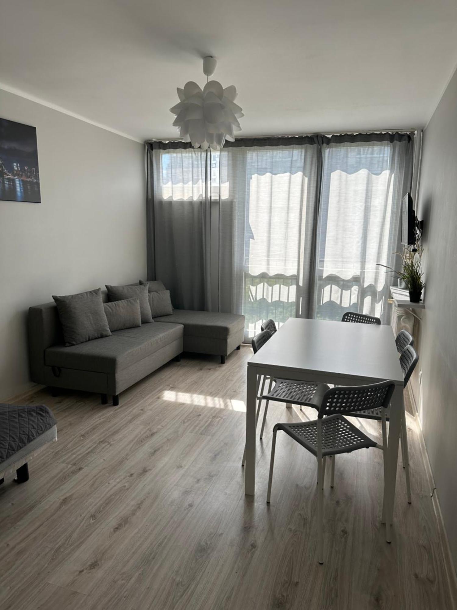 Coser Apartamenty Grzybowska Varşova Dış mekan fotoğraf